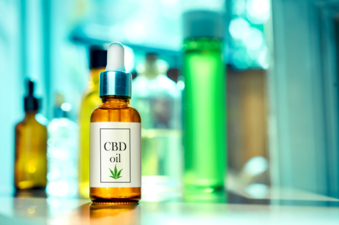 does cbd oil smell like weed