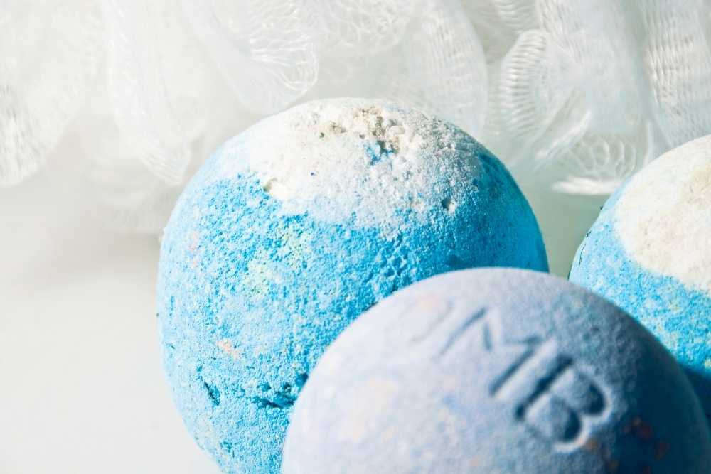 blue bath bombs