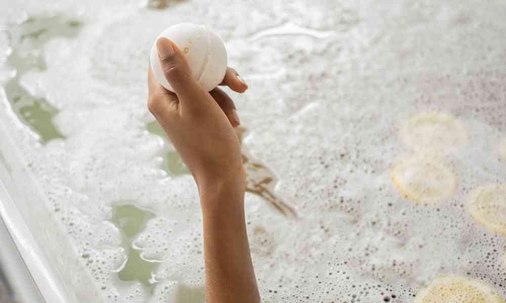 bubble bath bomb