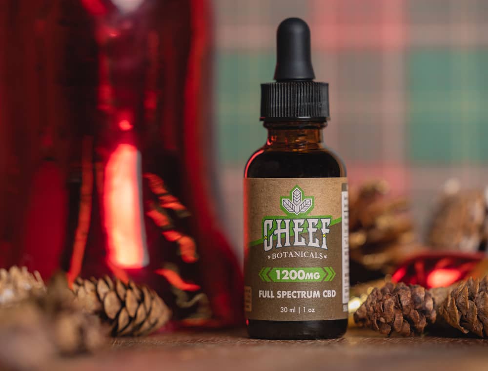 cheef holiday cbd oil close up