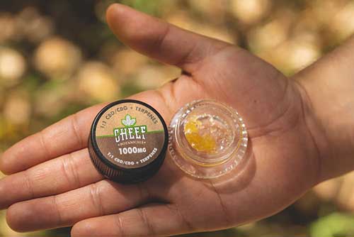 CBD Concentrates For Dabs: Premium Wax, Isolate, Distillate