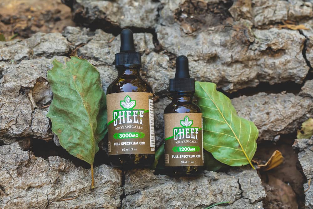 cheef hemp tinctures with leaves