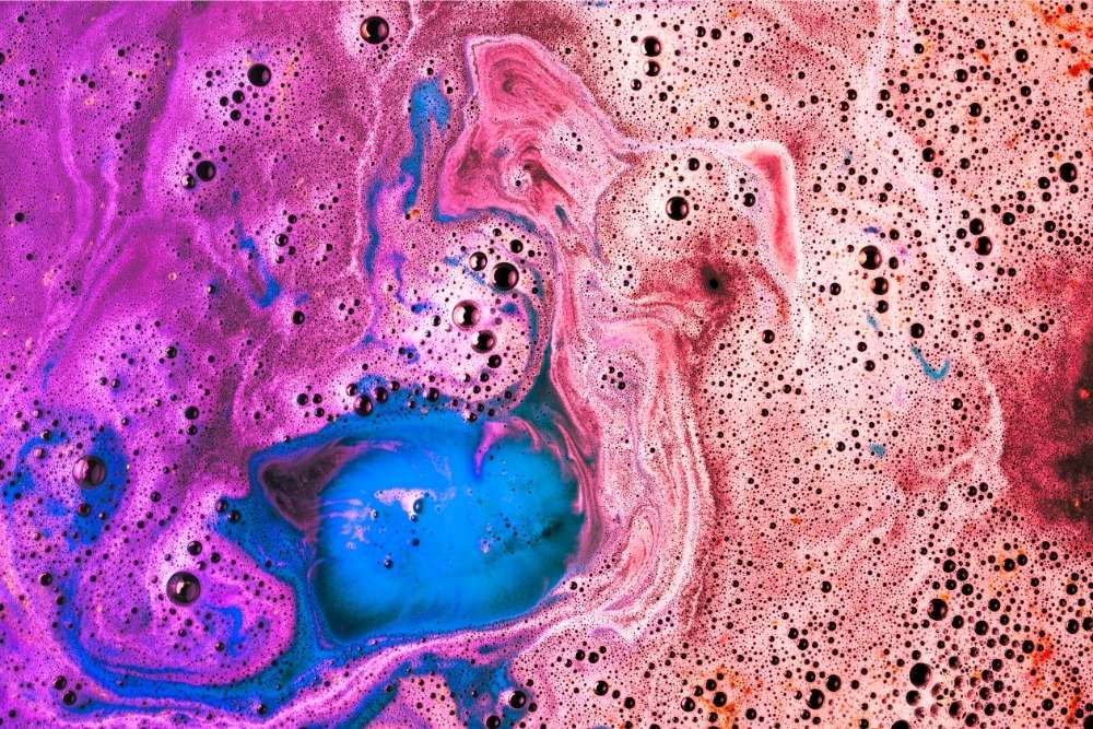 bath-bomb-water-CBD